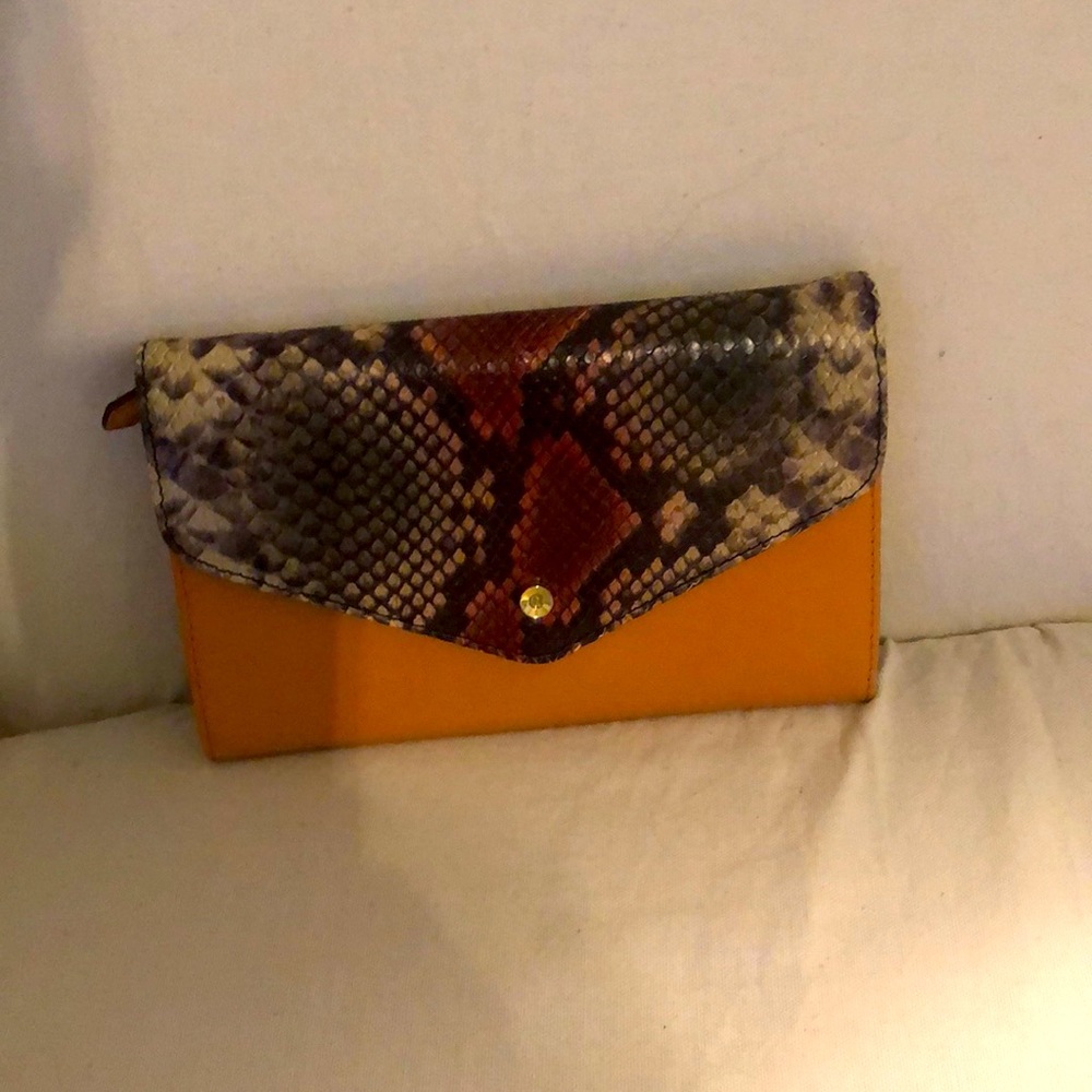 Gili leather wallet